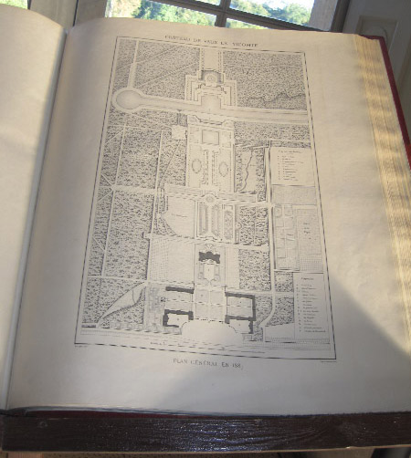 Exemplaire unique du monumental ouvrage de Rodolphe Pfnor acquis par l'Association des Amis de Vaux-le-Vicomte